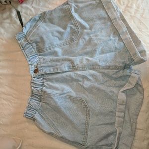 Light wash jean shorts, size XL